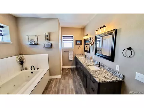 989 Pinehurst Ct, Bennett, CO 80102 photo 17