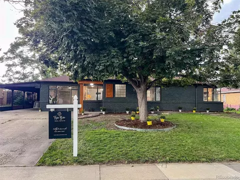 1083 Tuscon St, Aurora, CO 80011