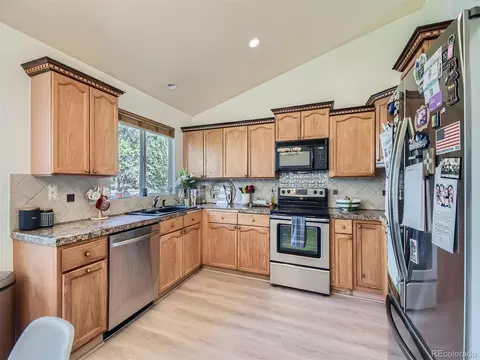 2085 E 97th Dr, Thornton, CO 80229 photo 7