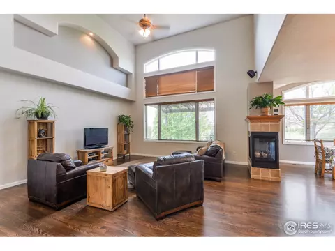 1954 Kestrel Ct, Windsor, CO 80550 photo 11