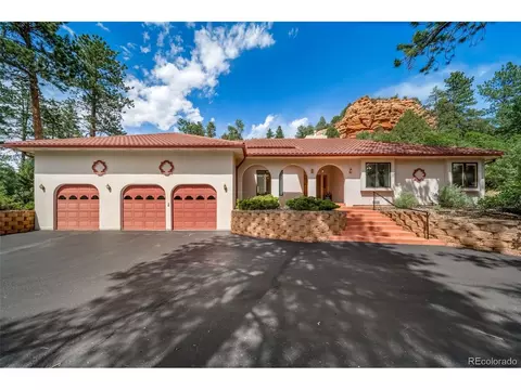 4941 Red Rock Dr, Larkspur, CO 80118