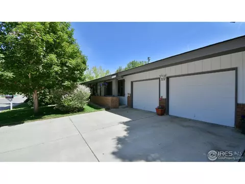 322 S 8th St, Berthoud, CO 80513 photo 2