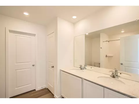 21964 E 39th Ave, Aurora, CO 80019 photo 8