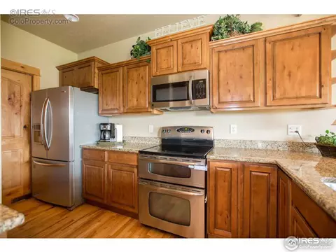 661 Babine Ct, Windsor, CO 80550 photo 2