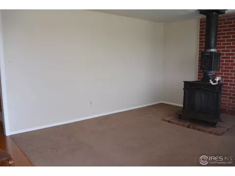281 S Cherry St, Bennett, CO 80102 photo 3