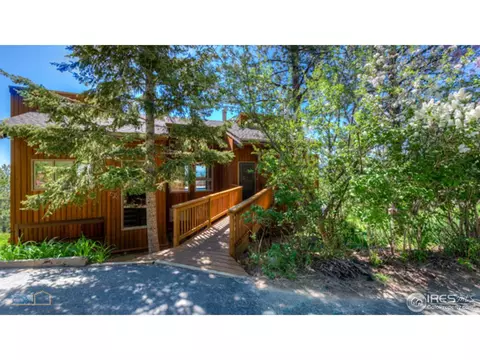 235 Sky Trail Rd, Boulder, CO 80302 photo 2