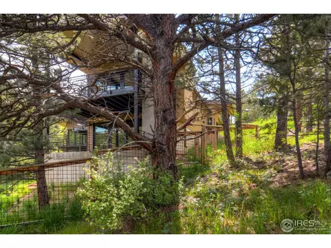 153 Brook Rd, Boulder, CO 80302 photo 2