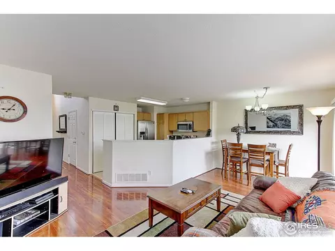 2015 E 103rd Ave, Thornton, CO 80229 photo 7