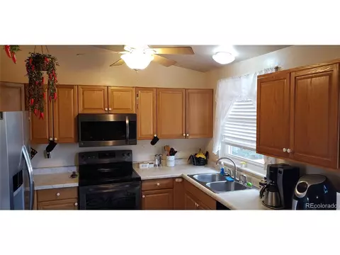19669 E Bails Pl, Aurora, CO 80017 photo 3