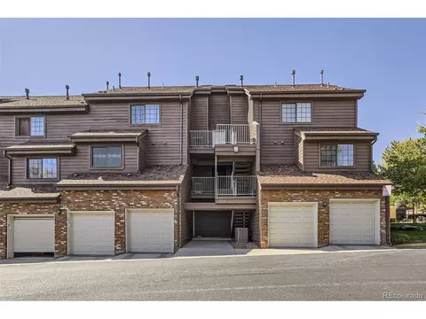 824 S Vance St #B, Lakewood, CO 80226
