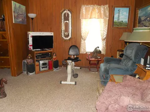 522 N 5th Ave, Sterling, CO 80751 photo 2
