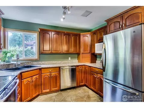 1940 Edgewood Dr, Boulder, CO 80304 photo 4