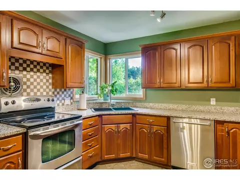 1940 Edgewood Dr, Boulder, CO 80304 photo 3