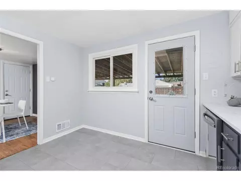 9927 E 7th Ave, Aurora, CO 80010 photo 12