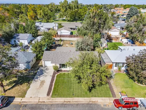 9927 E 7th Ave, Aurora, CO 80010 photo 5