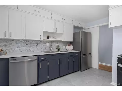 9927 E 7th Ave, Aurora, CO 80010 photo 10