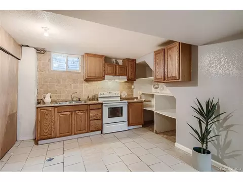 13335 E 55th Ave, Denver, CO 80239 photo 9