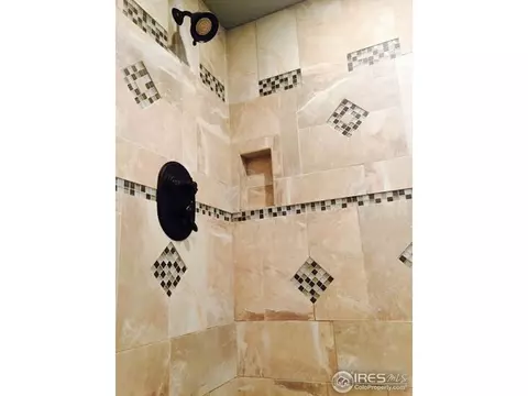 8215 Lamar Dr, Arvada, CO 80003 photo 6