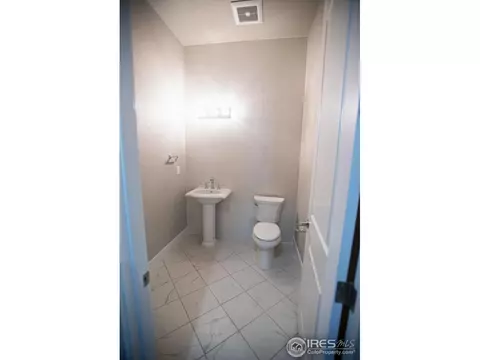 1899 E Seadrift Dr, Windsor, CO 80550 photo 9