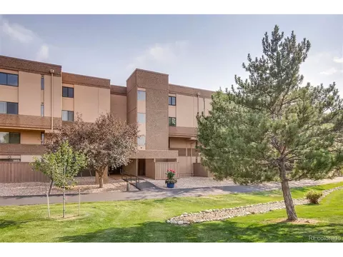 7000 E Quincy #E-215, Denver, CO 80237