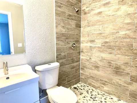 12024 E Hoye Dr, Aurora, CO 80012 photo 11