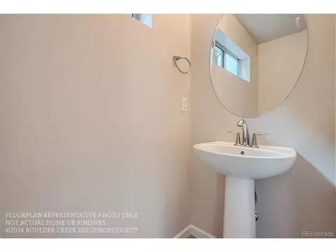 10271 E 62nd Pl, Denver, CO 80238 photo 23
