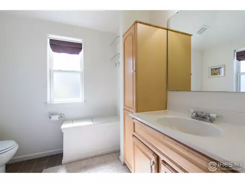 5290 Dover St, Arvada, CO 80002 photo 9