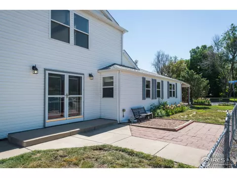 5290 Dover St, Arvada, CO 80002 photo 3