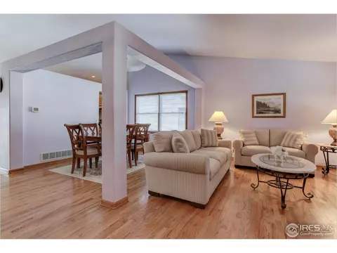 2588 E 124th Pl, Thornton, CO 80241 photo 3