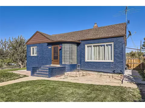5980 Glencoe St, Commerce City, CO 80022