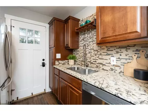 3901 Haddon Rd, Denver, CO 80205 photo 11