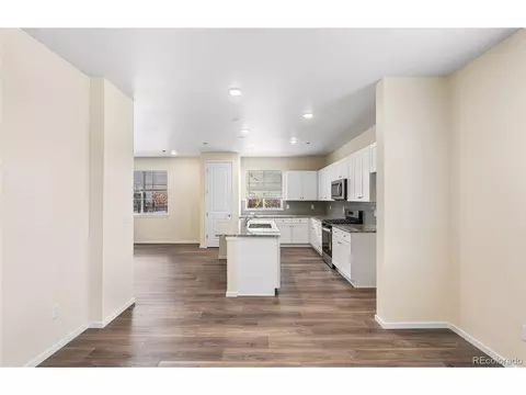 23981 E 40th Ave, Aurora, CO 80019 photo 9