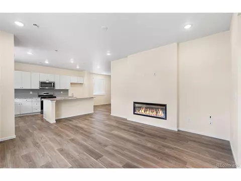 23981 E 40th Ave, Aurora, CO 80019 photo 4