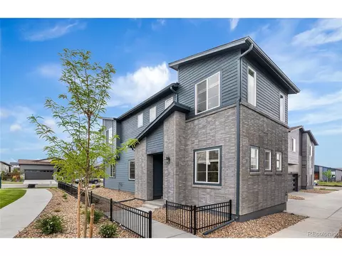23981 E 40th Ave, Aurora, CO 80019