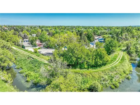 8032 Lee Ct, Arvada, CO 80005 photo 3
