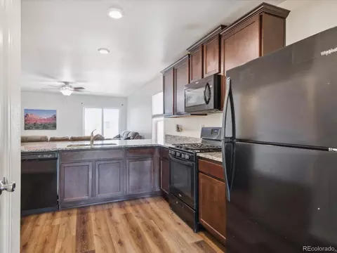 47347 Lilac Ave, Bennett, CO 80102 photo 6
