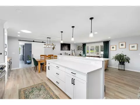 6439 E Maplewood Ave, Centennial, CO 80111 photo 10