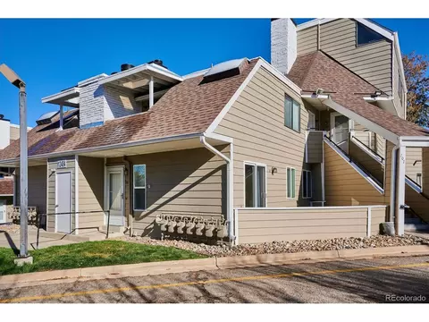 12484 W Nevada Pl #101, Lakewood, CO 80228
