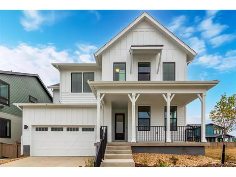 5611 Wheaton Ave, Longmont, CO 80503