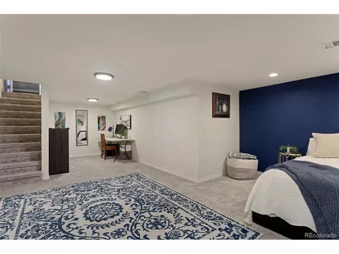 3300 Oneida St, Denver, CO 80207 photo 15
