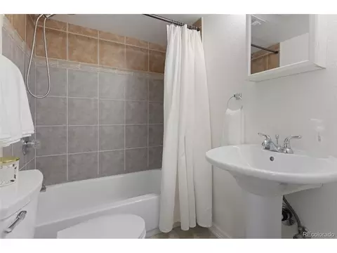 3300 Oneida St, Denver, CO 80207 photo 17