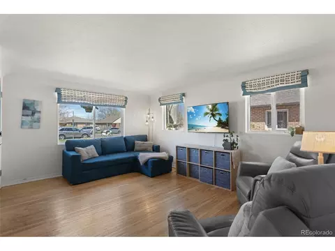 3300 Oneida St, Denver, CO 80207 photo 3