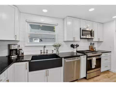 Kitchen - 6202 W 93rd Ave, Westminster, CO 80031 photo 7 of 8