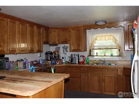 851 E Gordon St, Holyoke, CO 80734 photo 3