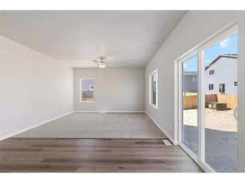7407 E Big Thompson Cir, Frederick, CO 80530 photo 8