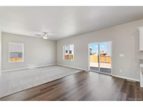 7407 E Big Thompson Cir, Frederick, CO 80530 photo 9