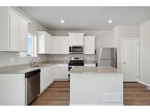 7407 E Big Thompson Cir, Frederick, CO 80530 photo 5