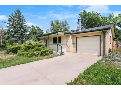 650 Arbutus St, Lakewood, CO 80401