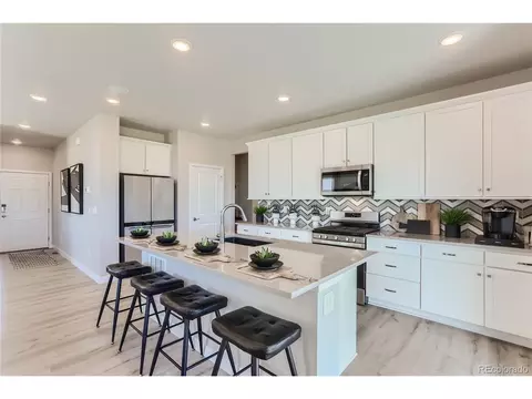 341 Baler Ct, Brighton, CO 80601 photo 4