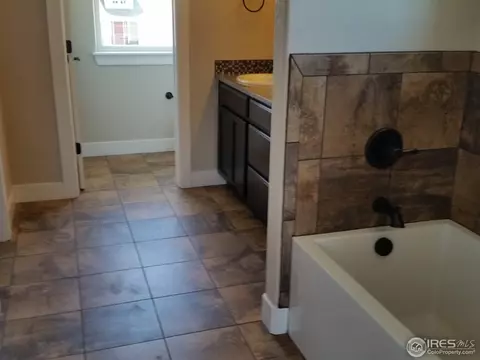 10130 Devonshire St, Longmont, CO 80504 photo 5